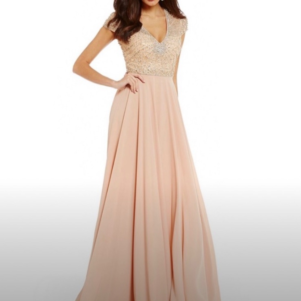 Terani Couture Champagne Pageant Gown / Maternity photoshoot Dress Size 12